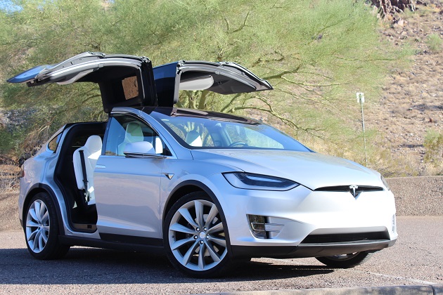 Преди приходите на Tesla от миналата седмица, Илон Мъск трябваше